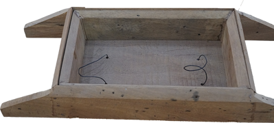 Nắp hầm bí mật